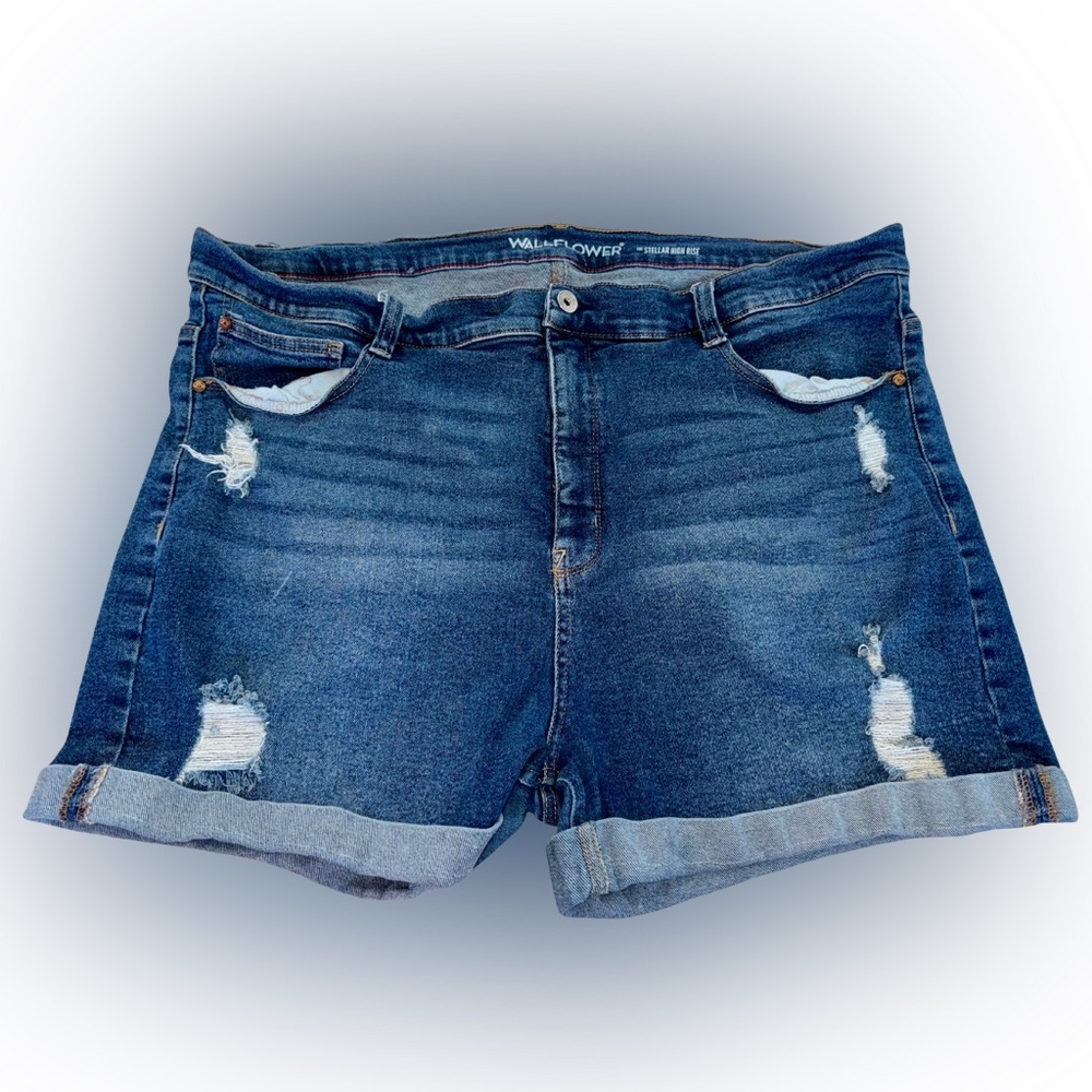 Wallflower Stellar High Rise Plus Size 24W Distressed Blue Jean Shorts
